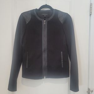 Super Sharp Ann Taylor Zippered Black Jacket Size S